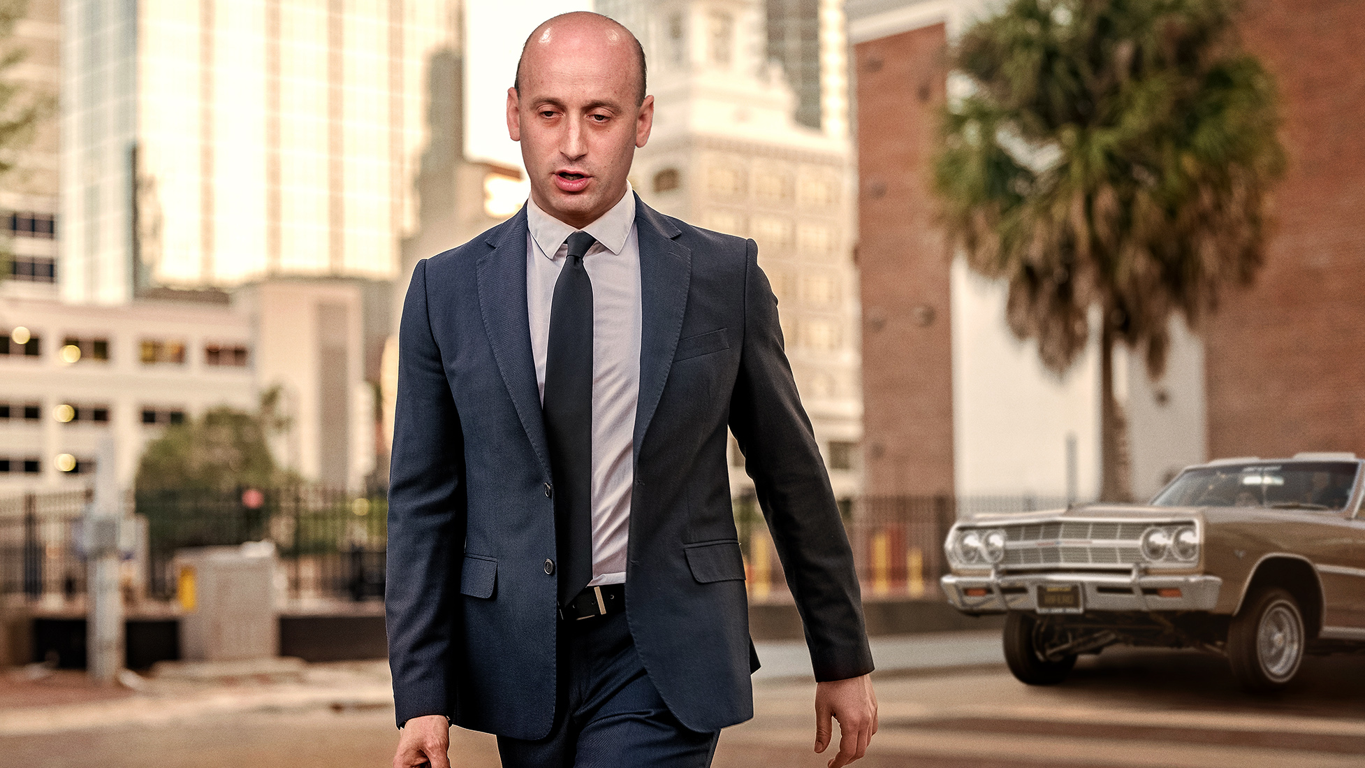 Novelty Car Horn Playing ‘La Cucaracha’ Sends Stephen Miller Into Dissociative Fugue State