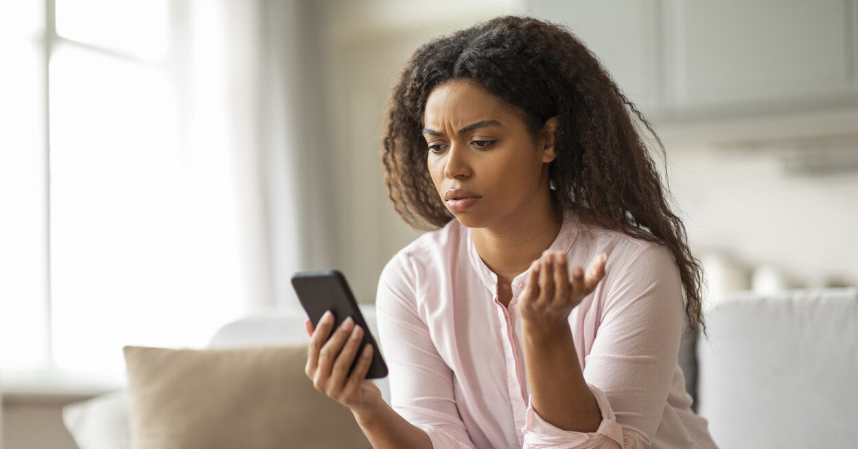 Heartbreaking: The Person You Just Texted Silenced Their Notifications Right After You Texted Them
