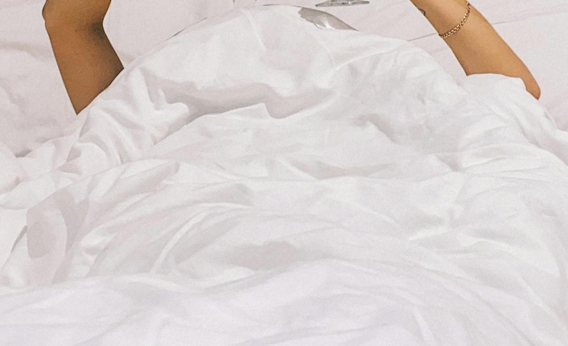 REPORT: Boyfriend Stuck in Duvet Cover